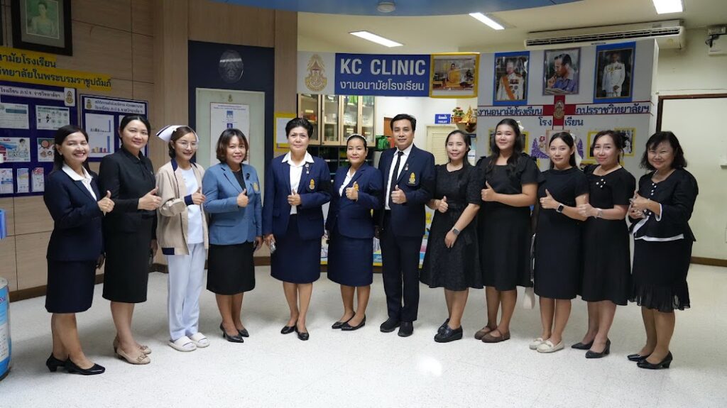 ผอ.สุริยันต์ เหล่ามะลึก มอบหมายให้ รองฯ จิราวรรณ เข็มกลัด ไปศึกษาดูงานกลุ่มงานบริหารทั่วไป_1 โรงเรียน ภ.ป.ร.ราชวิทยาลัย วันที่ 12 พฤศจิกายน 2568