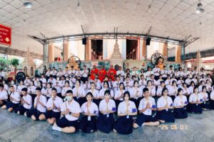 ผอ.สุริยันต์ เหล่ามะลึก ประธานในพิธีจัดกิจกรรมแสดงตนเป็นพุทธมามกะและกิจกรรมเวียนเทียนเนื่องในวันวิสาขบูชา ประจำปี 2569 วันที่ 1 มิถุนายน 2569 ณ วัดหนองแขม กรุงเทพมหานคร