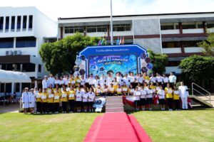 ผอ.ธนิต ทองธัญญะ ประธานคณะกรรมการสถานศึกษาขั้นพื้นฐาน น.ข. ประธานเปิดงาน “คิดด้วย AI ก้าวไกลด้วยวิทย์ เพื่อชีวิตที่ยั่งยืน ” เนื่องในวัน วิทยาศาสตร์แห่งชาติ วันที่ 18 สิงหาคม 2569 ณ โรงเรียนมัธยมวัดหนองแขม
